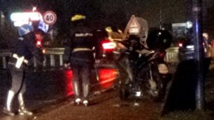 Centauro 68enne soccorso sulla Milano-Meda, caduta o incidente?