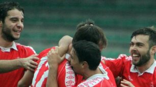 Il Monza supera la Torres, successo per 3-0 e contestazioni