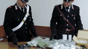 Sovico, in cantina spunta un chilo e mezzo di marijuana: arrestato