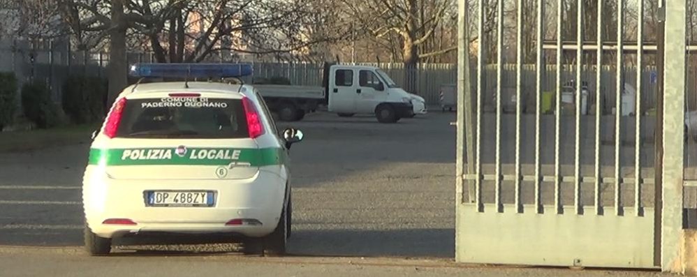 Incidente sul lavoro a Paderno Dugnano: operaio muore schiacciato