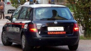 Nel portafogli diverse carte di credito, ma nessuna sua: arrestato a Brugherio