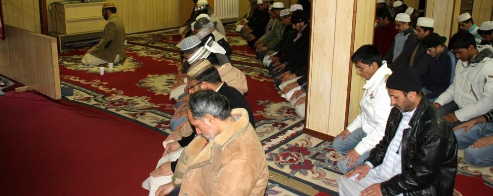 Sì alla legge anti-moschee: le regole per i nuovi luoghi di culto in Lombardia