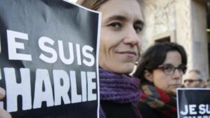 Strage Charlie Hebdo, il mondo manifesta a Parigi