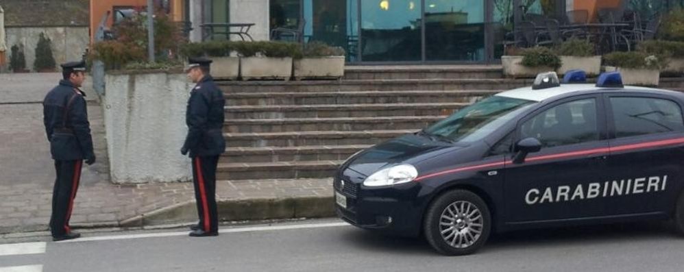 Brianzoli in trasferta, due arresti per furto con scasso in un centro sportivo a Oggiono