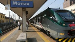 Caso Trenord dopo il Piano puntualità: «Guadagna di più chi accumula ritardo»