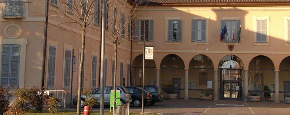 Ispezione choc dell’Asl a Busnago: «Questo municipio non è a norma»