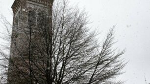 Meteo, la neve imbianca la Brianza: spargisale in azione a Monza