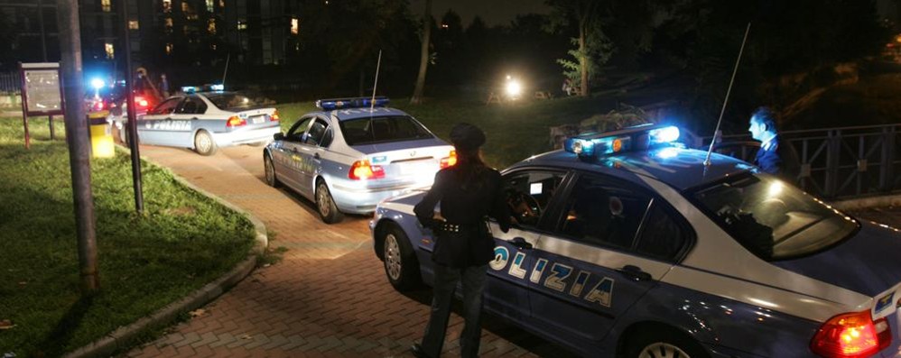 Monza, litiga con il fidanzato e si getta nel Lambro