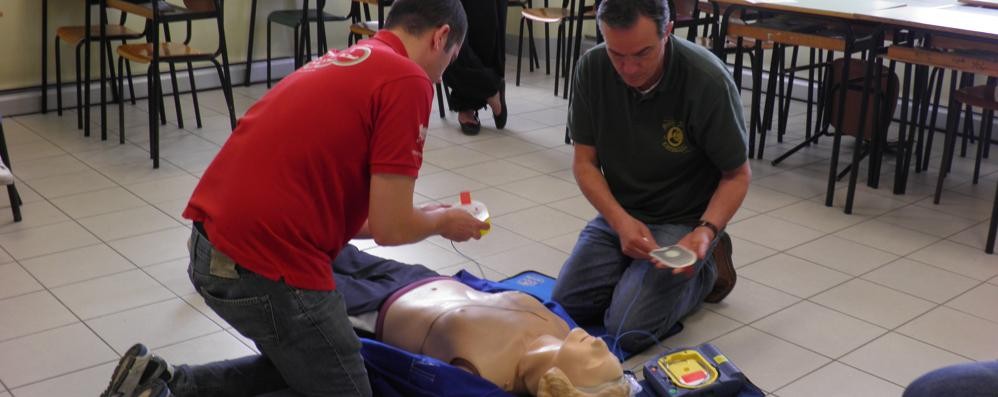 Monza, passo in avanti contro l’infarto nell’uso del defibrillatore: svelato l’algoritmo