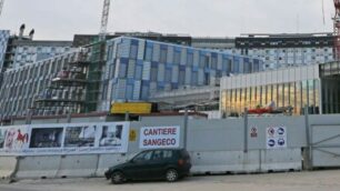 Monza, troppi appalti senza gara all’ospedale San Gerardo. Bene l’asl