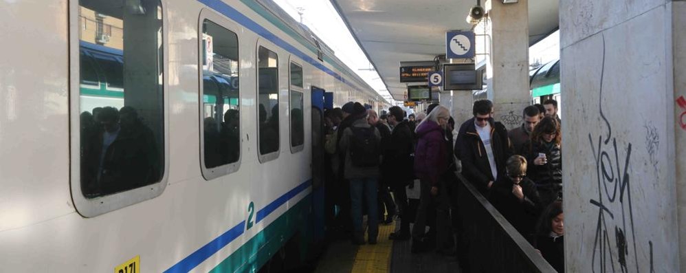 Trasporti, l’assessore Sorte: «Stop ad altri aumenti per i pendolari Trenord nel 2015»