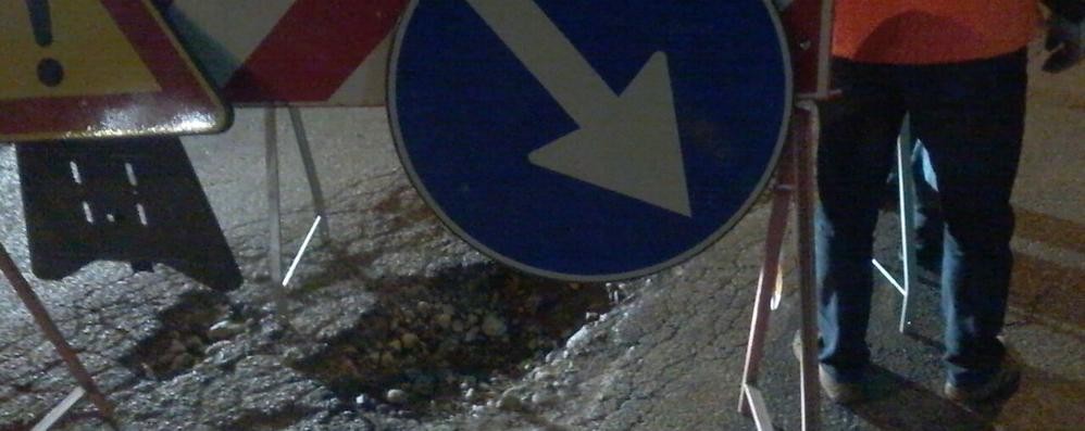 Via Borsa e via Pacinotti: due crateri improvvisi nelle strade di Monza