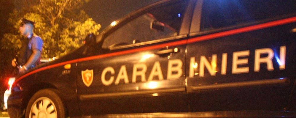 Aggredita in strada, gravissima una donna a Carate Brianza