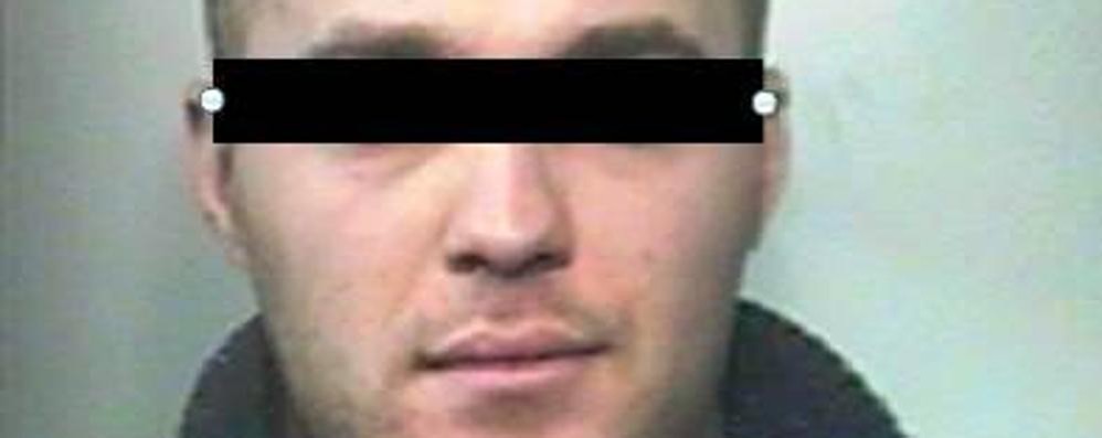 Carate Brianza, rubava nelle case del Nord est: arrestato di notte vicino al centro sportivo