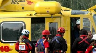 Ciclista paralimpico di Monza cade a Lurago d’Erba, è grave a Varese