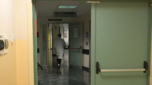 Gli infermieri fanno lavoro extra: danno da 270mila euro all’ospedale di Monza