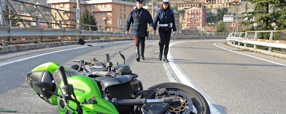 Incidente in moto a Cernobbio: gravissimo un 46enne di Cesano Maderno