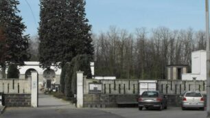 Lentate sul Seveso tassa i cimiteri, rincari oltre il 200 per cento