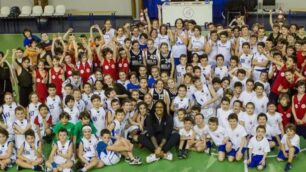 Minibasket in festa a Giussano con David Moss dell’Olimpia EA7 Milano