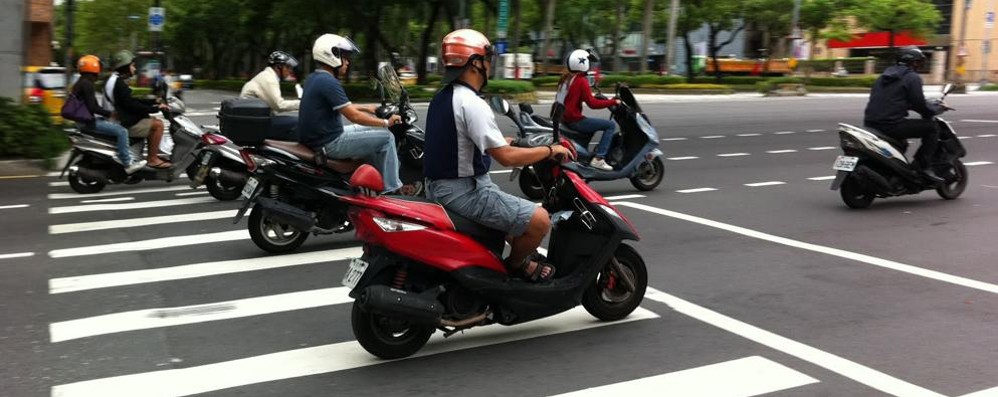 Monza, fermato su uno scooter rubato: sedici anni fa