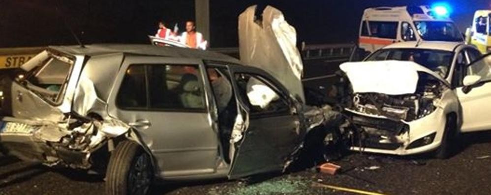 Sbalzata dalla sua auto in tangenziale Est, muore una ragazza di 23 anni di Brescia