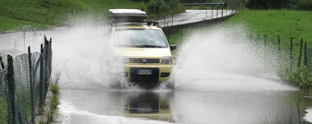 Schiaffo alla primavera: tra domenica e lunedì forte maltempo al Centronord