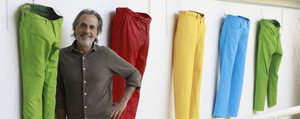 Un anno di domande cancellato: addio ai jeans colorati di Monza