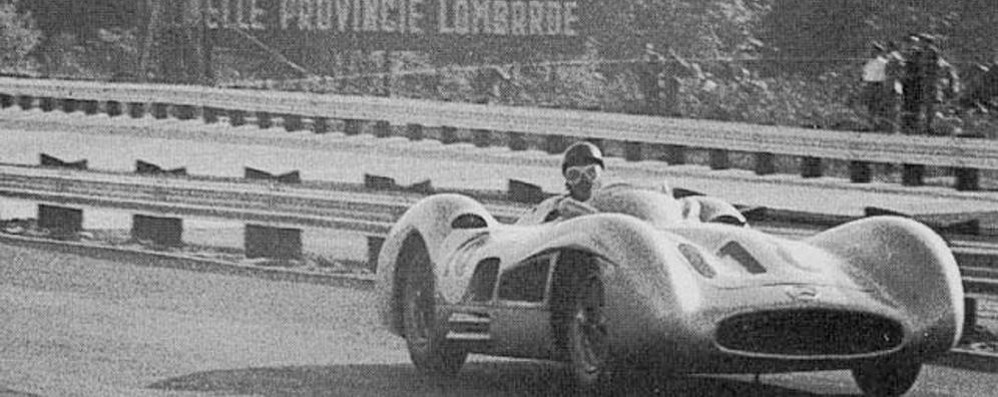 Manuel Fangio in pista a Monza