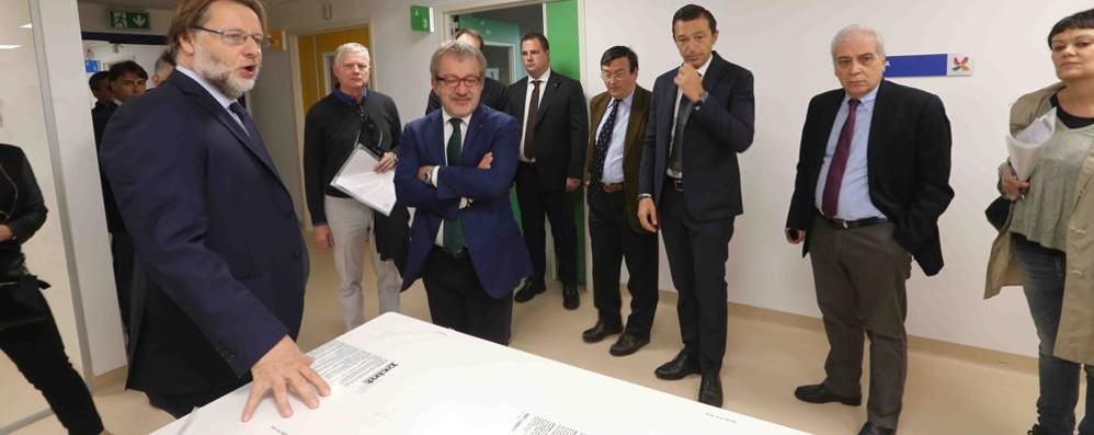 Monza, inaugurato l’ospedale del bambino: Maroni promette sviluppo