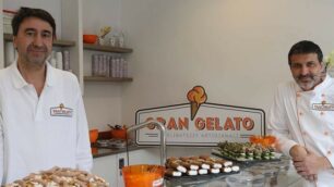 Monza, la sfida di due cugini cinquantenni: “Addio vecchio lavoro, viva il gelato”