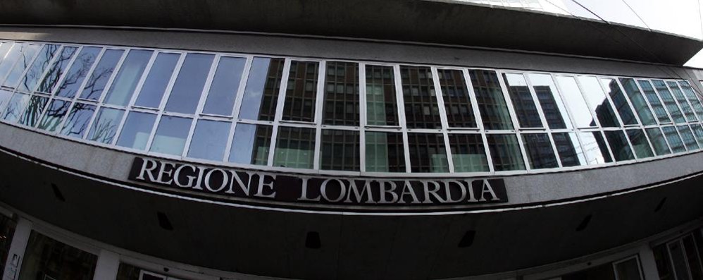 Spese pazze in Regione Lombardia: 64 rinvii a giudizio