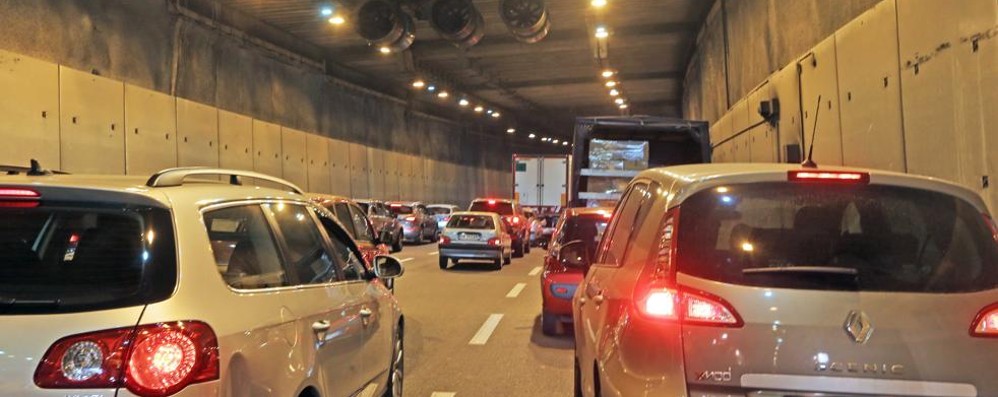 Chiuso temporaneamente il tunnel di viale Lombardia