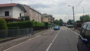 Arcore - La zona di via Carducci dove è stato trovato in precarie condizioni e solo il giovane ventisettenne