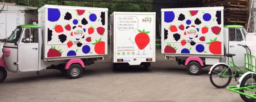 Cesano Maderno, bici e apecar colorati portano i frutti di bosco a Expo