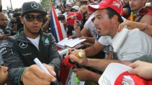 Lewis Hamilton parte in testa al Gp di Montecarlo