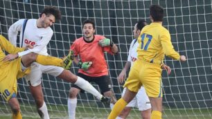 Calcio, una partita tra Dominante Monza e Brugherio