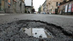 Lavori in corso per le strade di Monza (foto archivio)