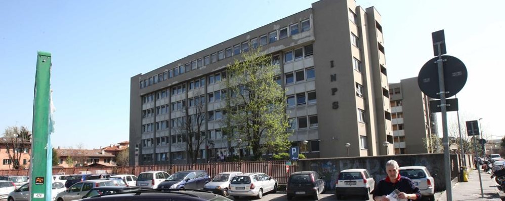 La sede dell’Inps a Monza