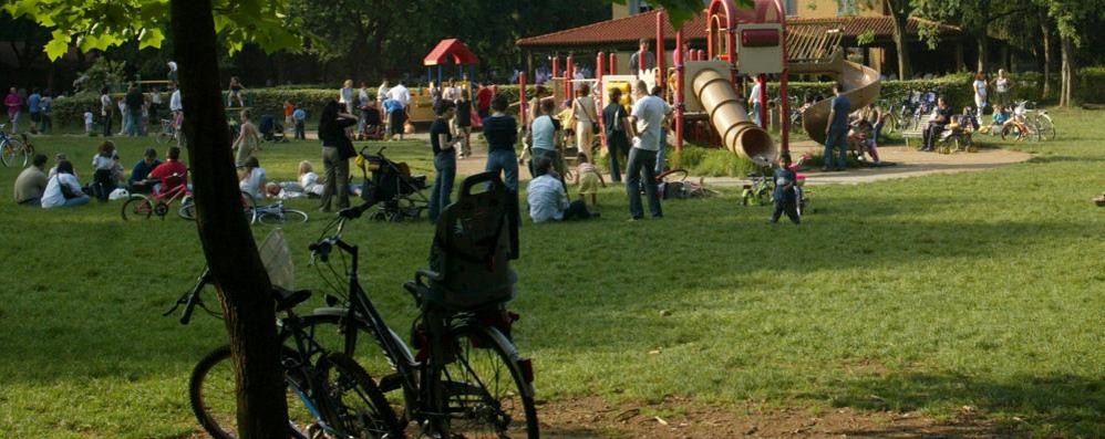 I giochi alla Cascina del sole nel parco di Monza