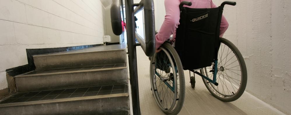 Trasporti e sostegno scolastico a rischio per gli studenti disabili delle superiori