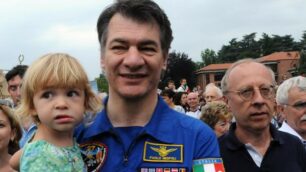 Paolo Nespoli con la figlia Sofia a Verano Brianza