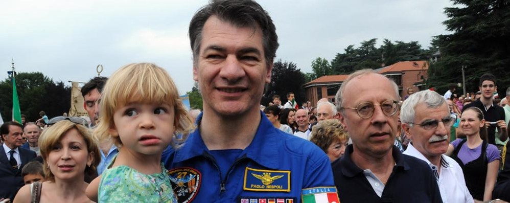 Paolo Nespoli con la figlia Sofia a Verano Brianza