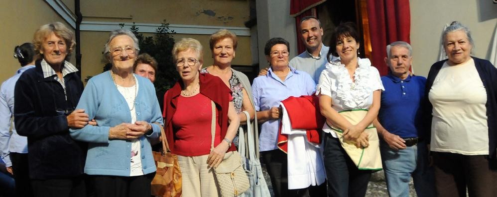 Besana Brianza, la festa di San Nazzaro a Montesiro: alcune volontarie dell’edizione 2014