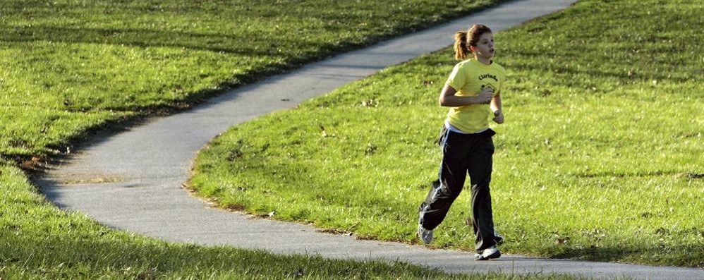 Un prof di Bovisio Masciago inventa la app che invita a correre e mantenersi in forma