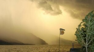 Un temporale estivo sul lago di Como