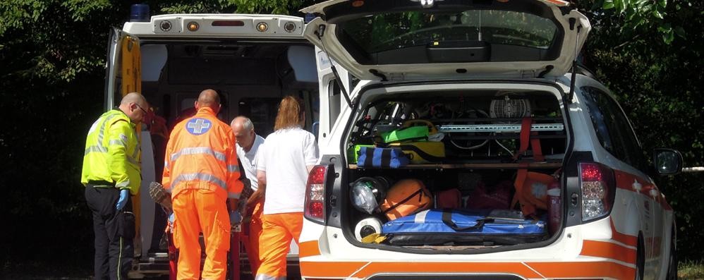 Ambulanza e automedica a Monza e Cogliate