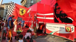 Festa ferrarista in centro città