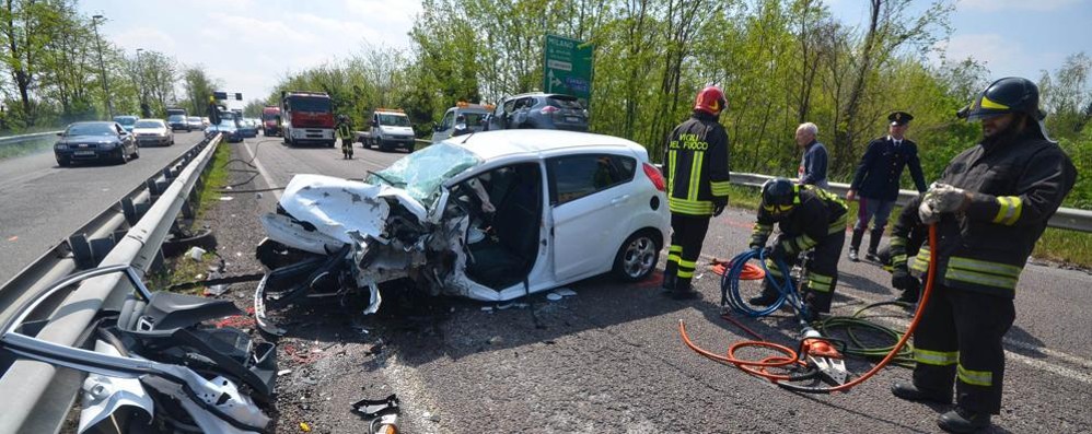 L’incidente mortale all’uscita della Tangenziale Est, nel quale lo scorso aprile ha perso la vita Francesco Lomuscio di Bernareggio