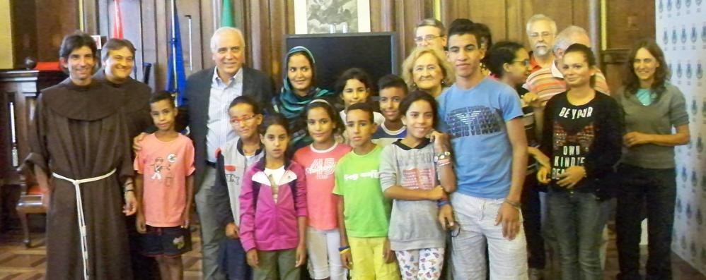 I bambini del Sahrawi salutano il sindaco di Monza con “Oh bella ciao”