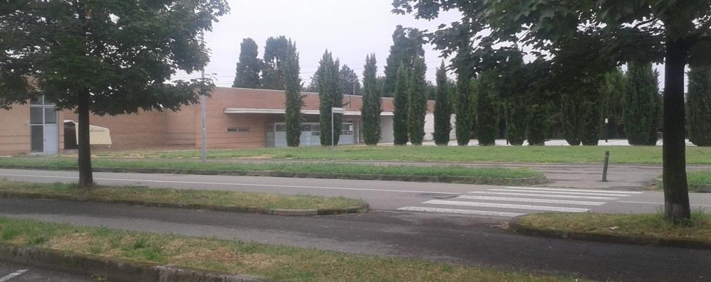La zona antistante al cimitero del quartiere San Carlo di Seregno